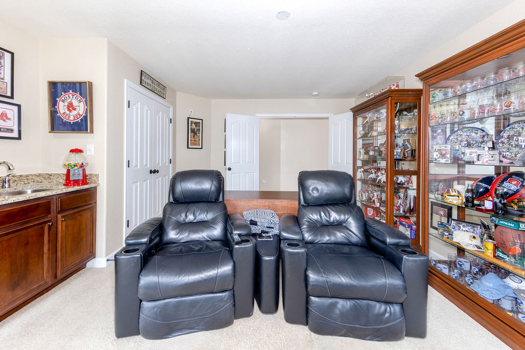 Chesapeake, Virginia, 23322, United States, 6 Bedrooms Bedrooms, ,3 BathroomsBathrooms,Residential,For Sale,1927951