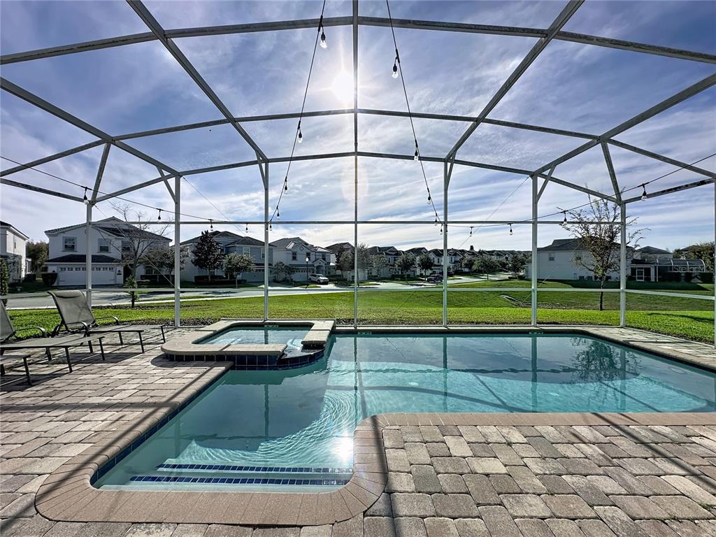 Davenport, Florida, 33896, United States, 8 Bedrooms Bedrooms, ,5 BathroomsBathrooms,Residential,For Sale,1992116