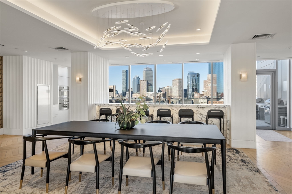 Boston, Massachusetts, 02118, United States, 1 Bedroom Bedrooms, ,1 BathroomBathrooms,Residential,For Sale,1896356