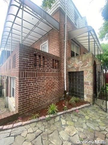 Bronx, New York, 10472, United States, 4 Bedrooms Bedrooms, ,3 BathroomsBathrooms,Residential,For Sale,1927217
