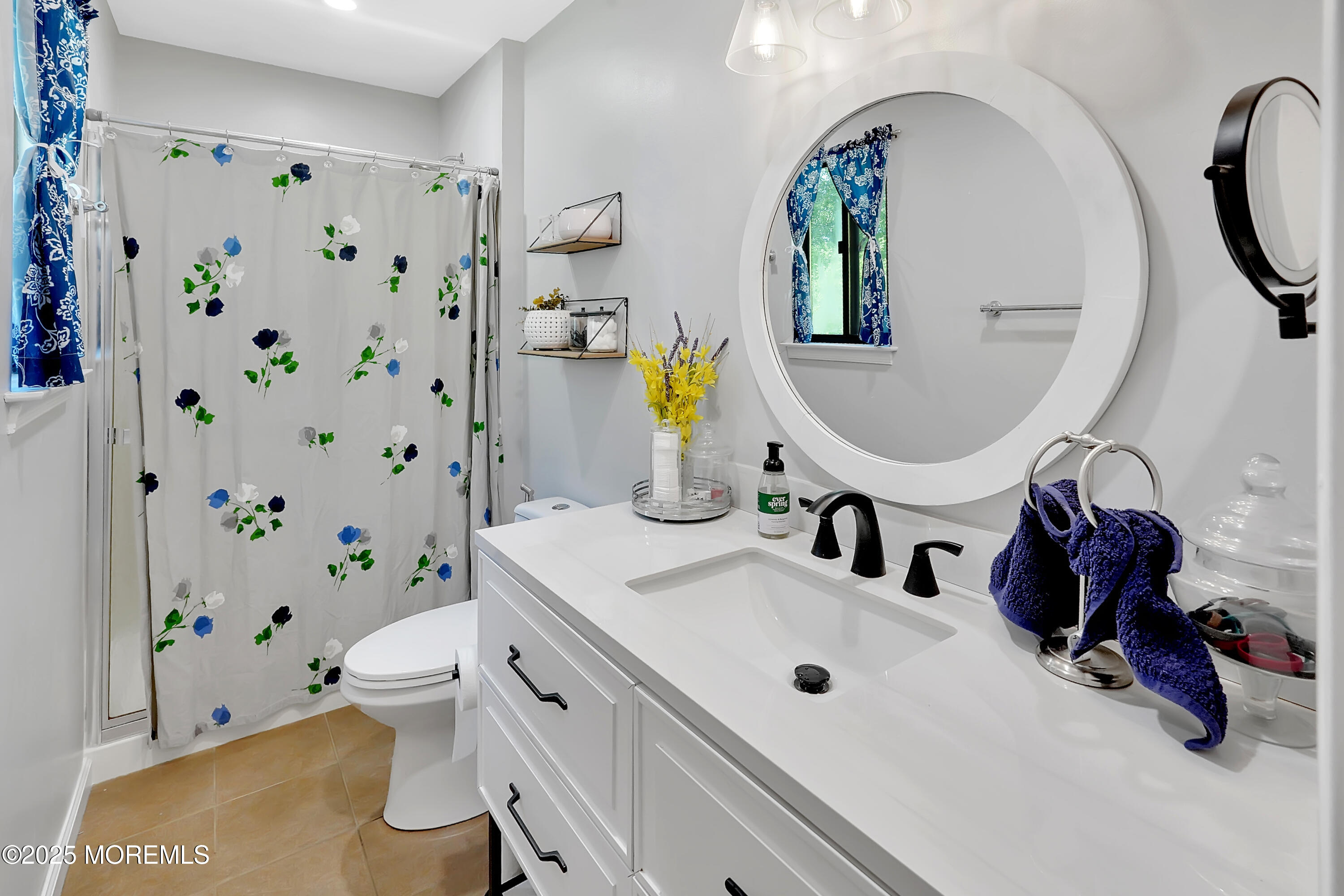 Howell, New Jersey, 07731, United States, 3 Bedrooms Bedrooms, ,3 BathroomsBathrooms,Residential,For Sale,1942637