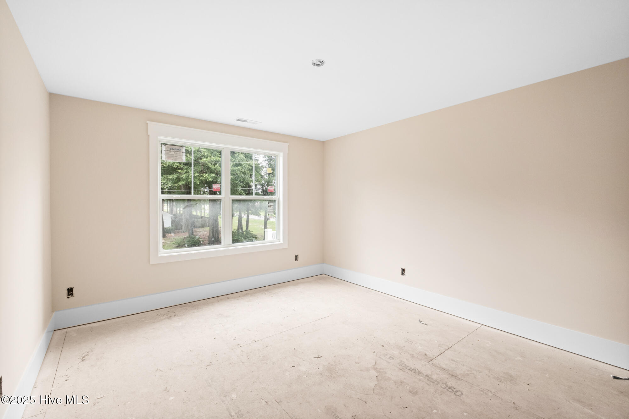 Wilmington, North Carolina, 28411, United States, 4 Bedrooms Bedrooms, ,4 BathroomsBathrooms,Residential,For Sale,1913563