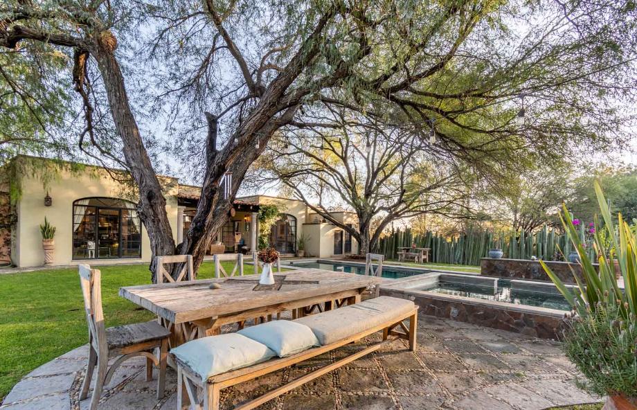 San Miguel de Allende, Guanajuato, 37893, Mexico, 5 Bedrooms Bedrooms, ,5 BathroomsBathrooms,Residential,For Sale,1991635