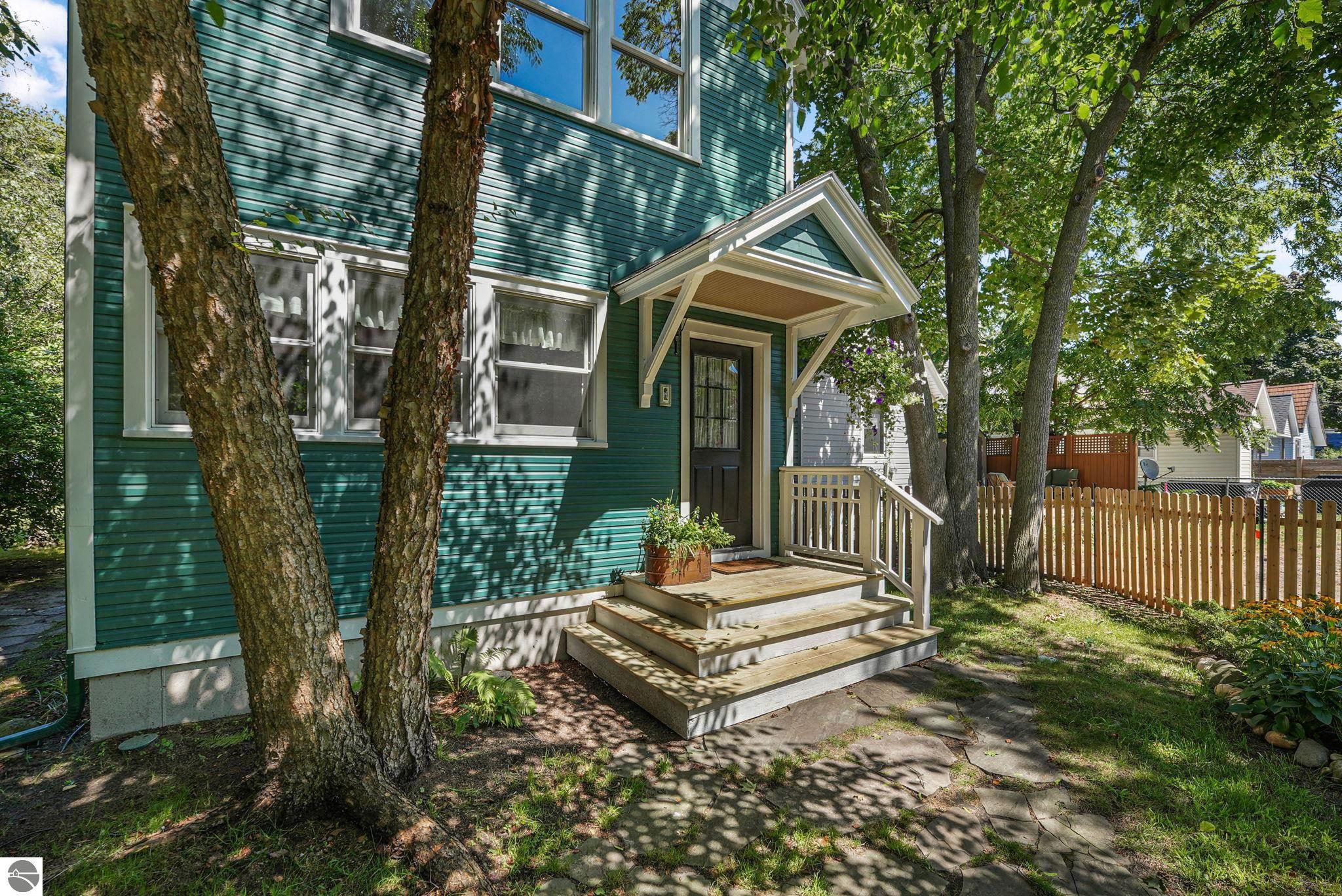 Traverse City, Michigan, 49684, United States, 3 Bedrooms Bedrooms, ,1 BathroomBathrooms,Residential,For Sale,1924144