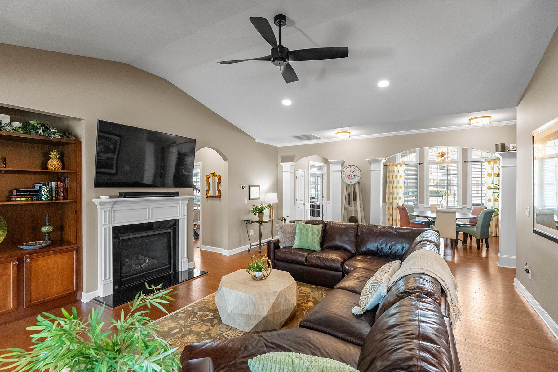  LAKE RIDGE - 物件實景