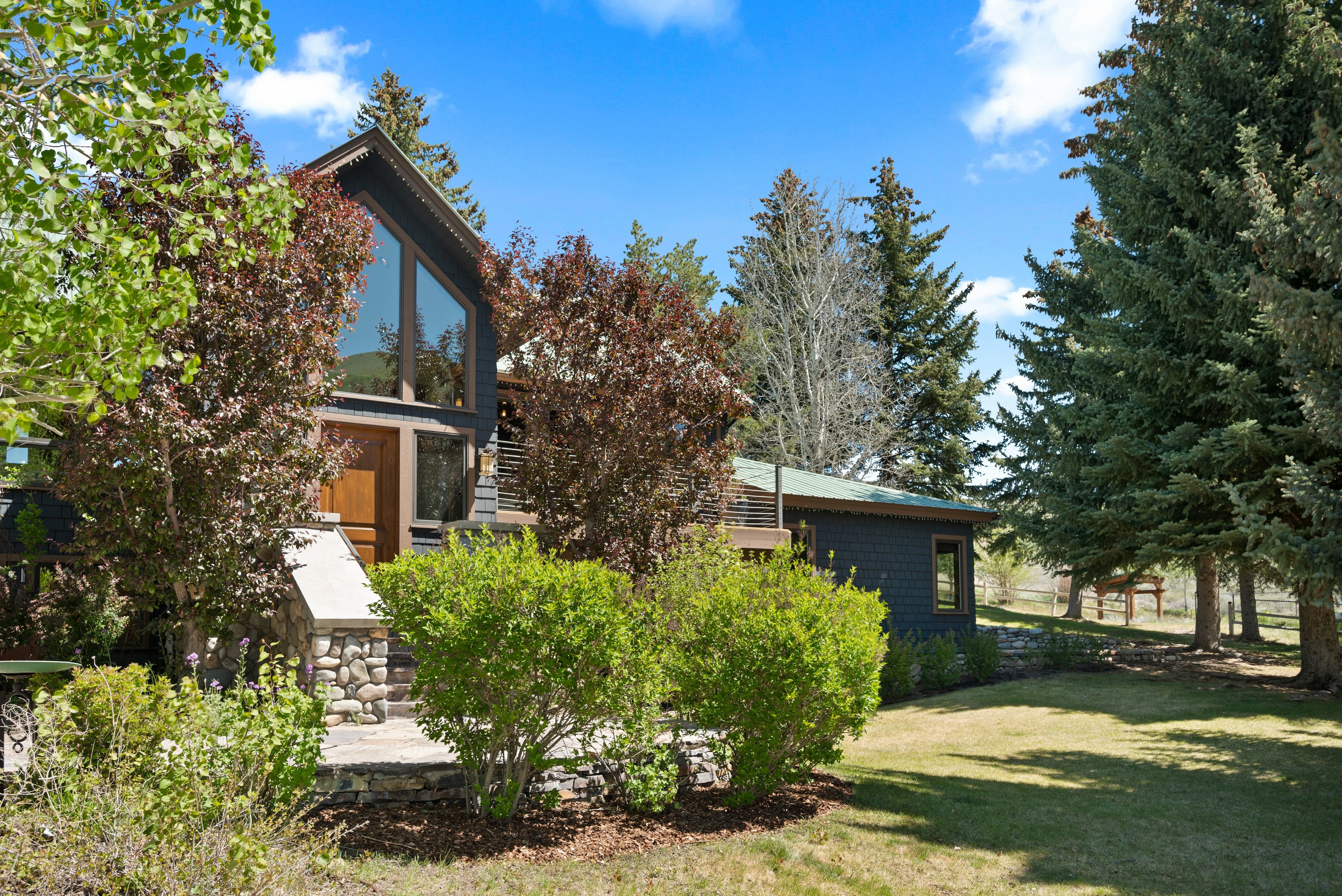  Canyon View Home on 5+ Acres with Pickleball Court - 物件實景