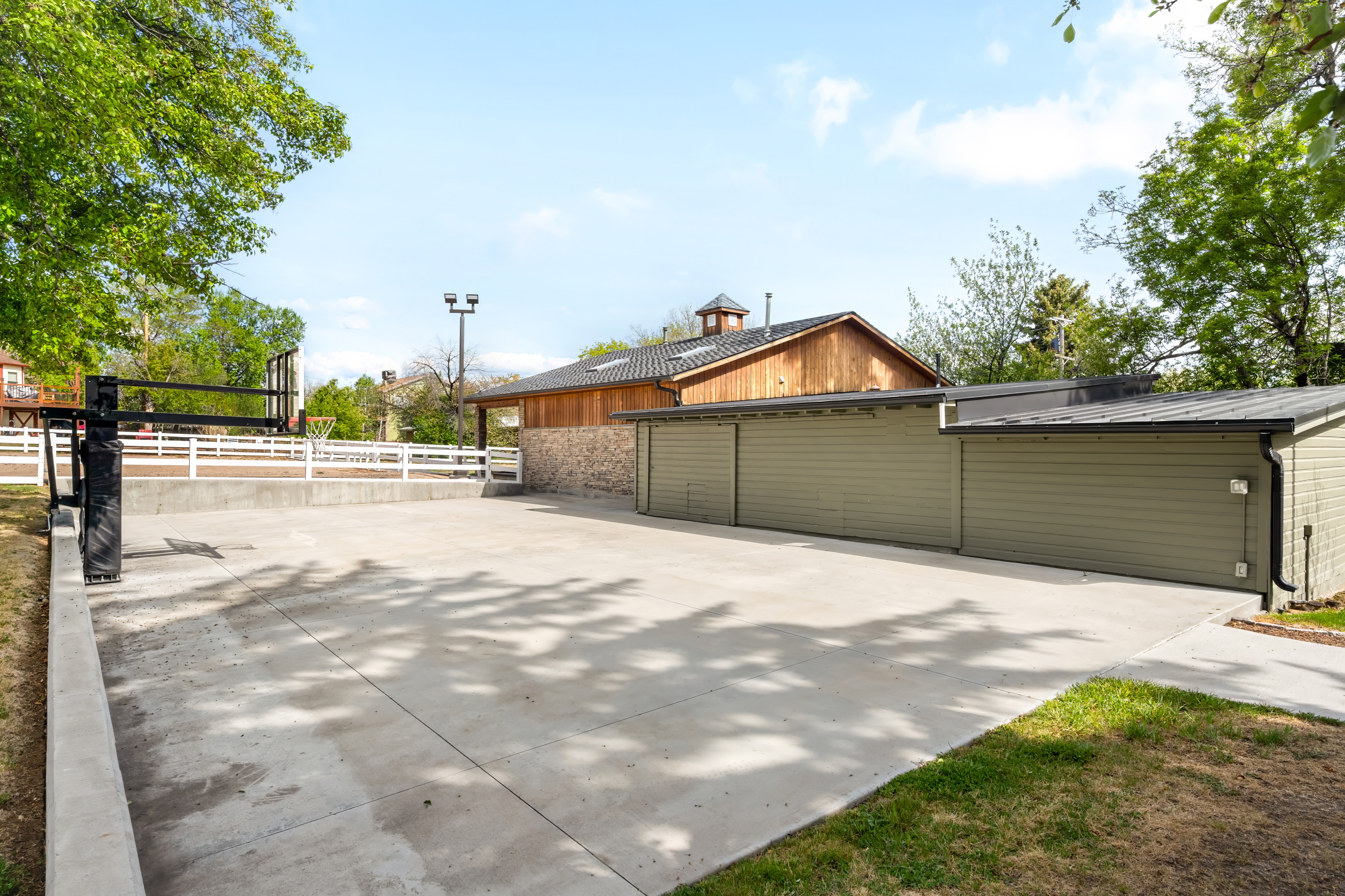  Over 2 Acre Estate With Unobstructed Mountain Views - 物件實景