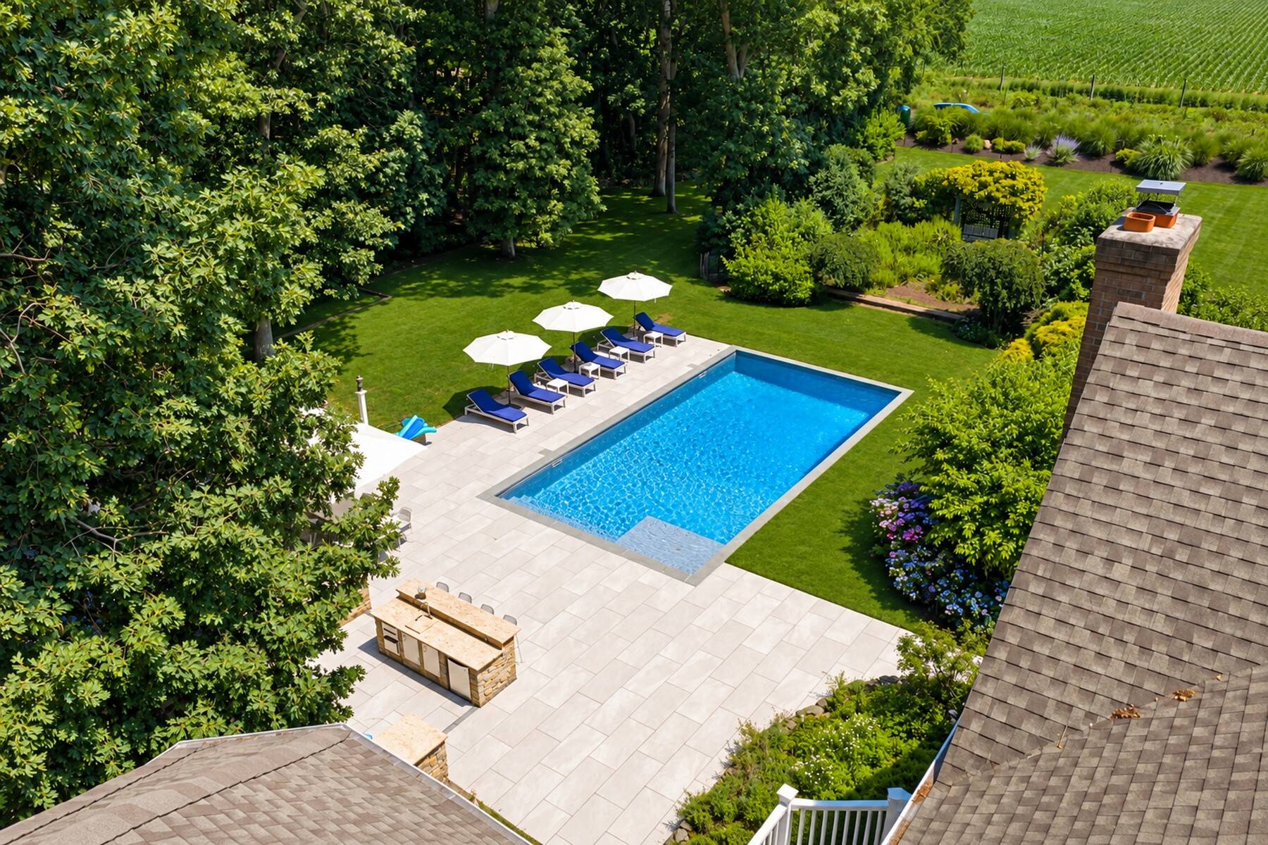  Serene Gated Retreat with Farm Vistas in Water Mill - 物件實景