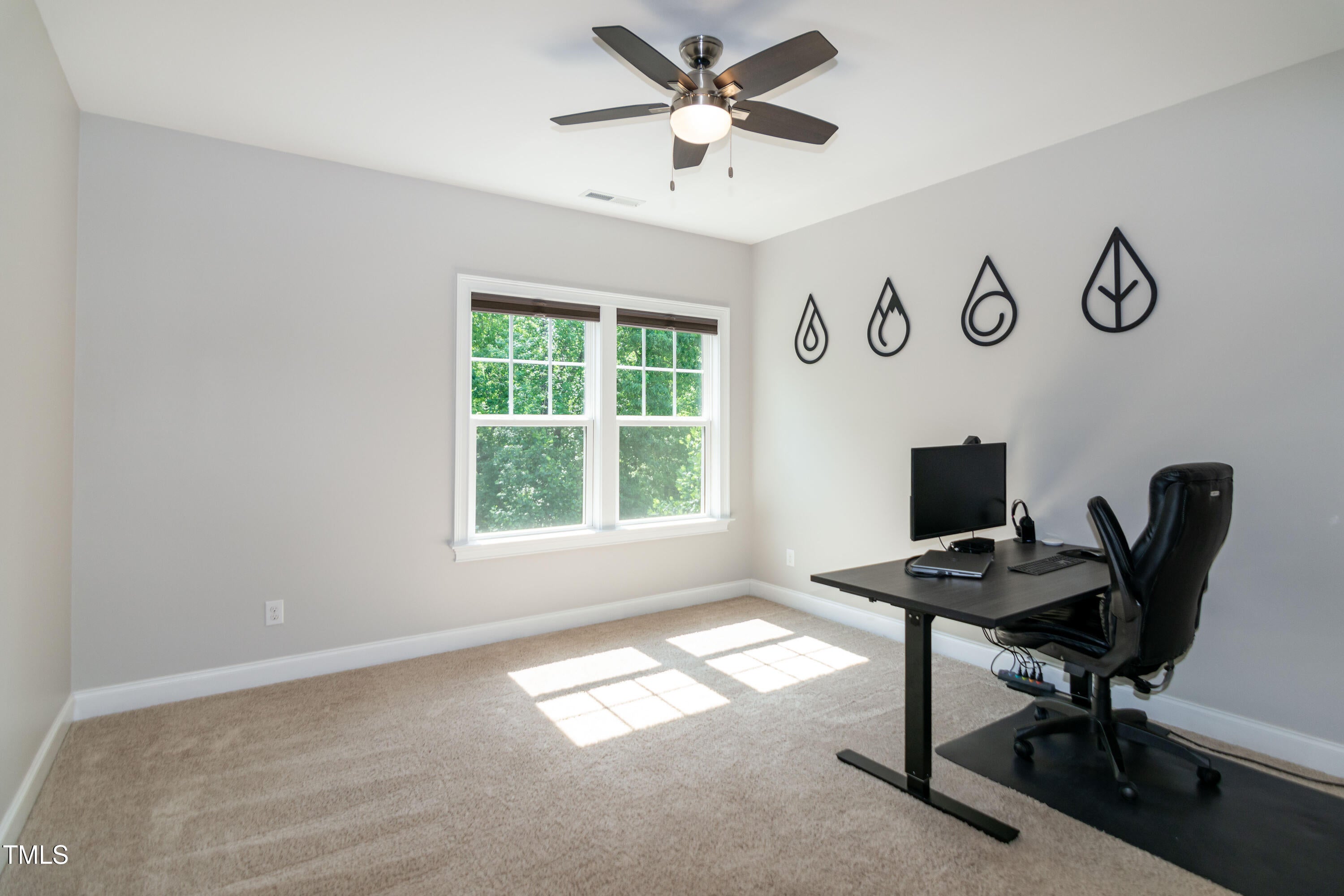 Raleigh, North Carolina, 27606, United States, 4 Bedrooms Bedrooms, ,4 BathroomsBathrooms,Residential,For Sale,1794802