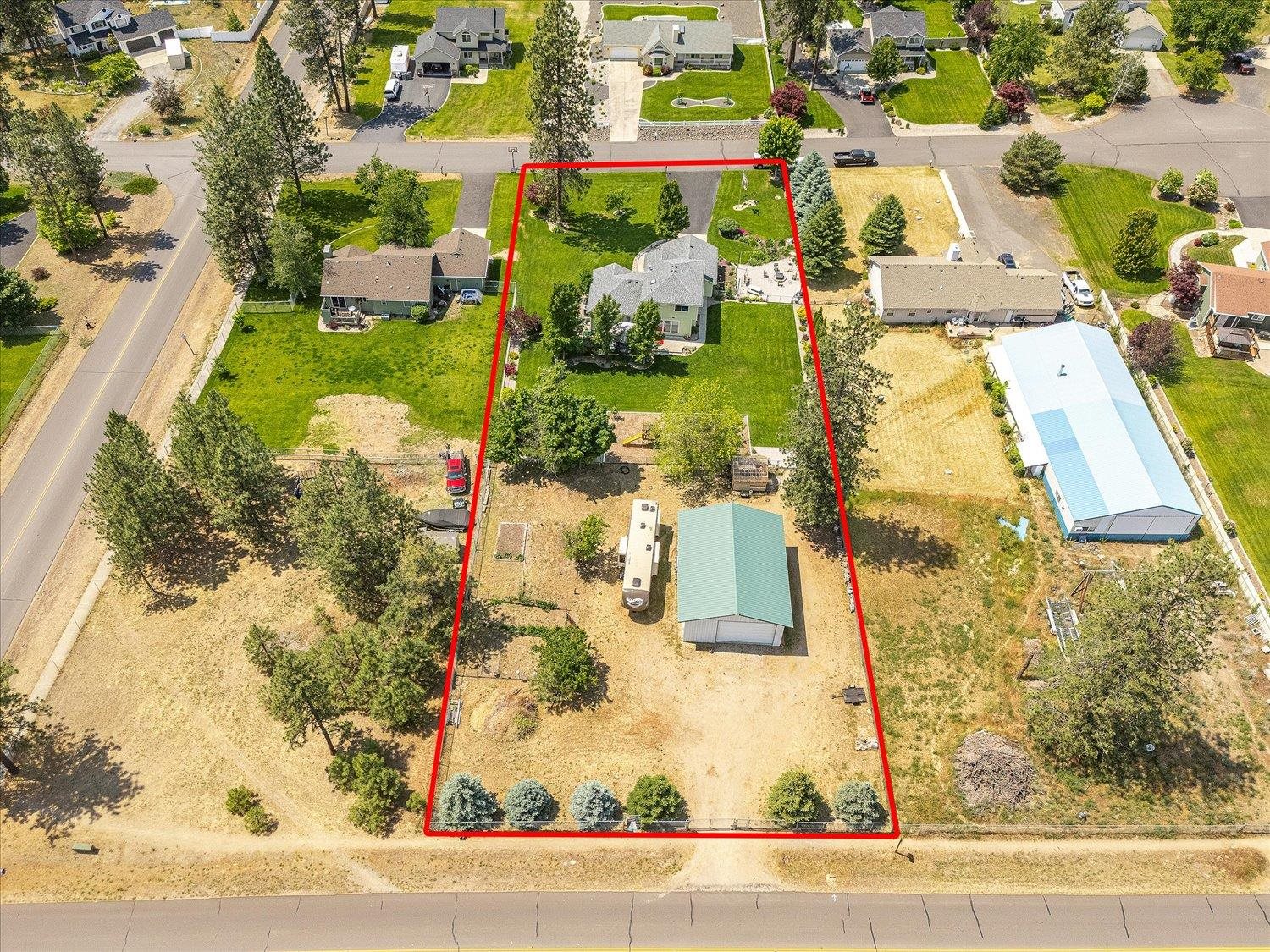 Nine Mile Falls, Washington, 99026, United States, 5 Bedrooms Bedrooms, ,3 BathroomsBathrooms,Residential,For Sale,1979574