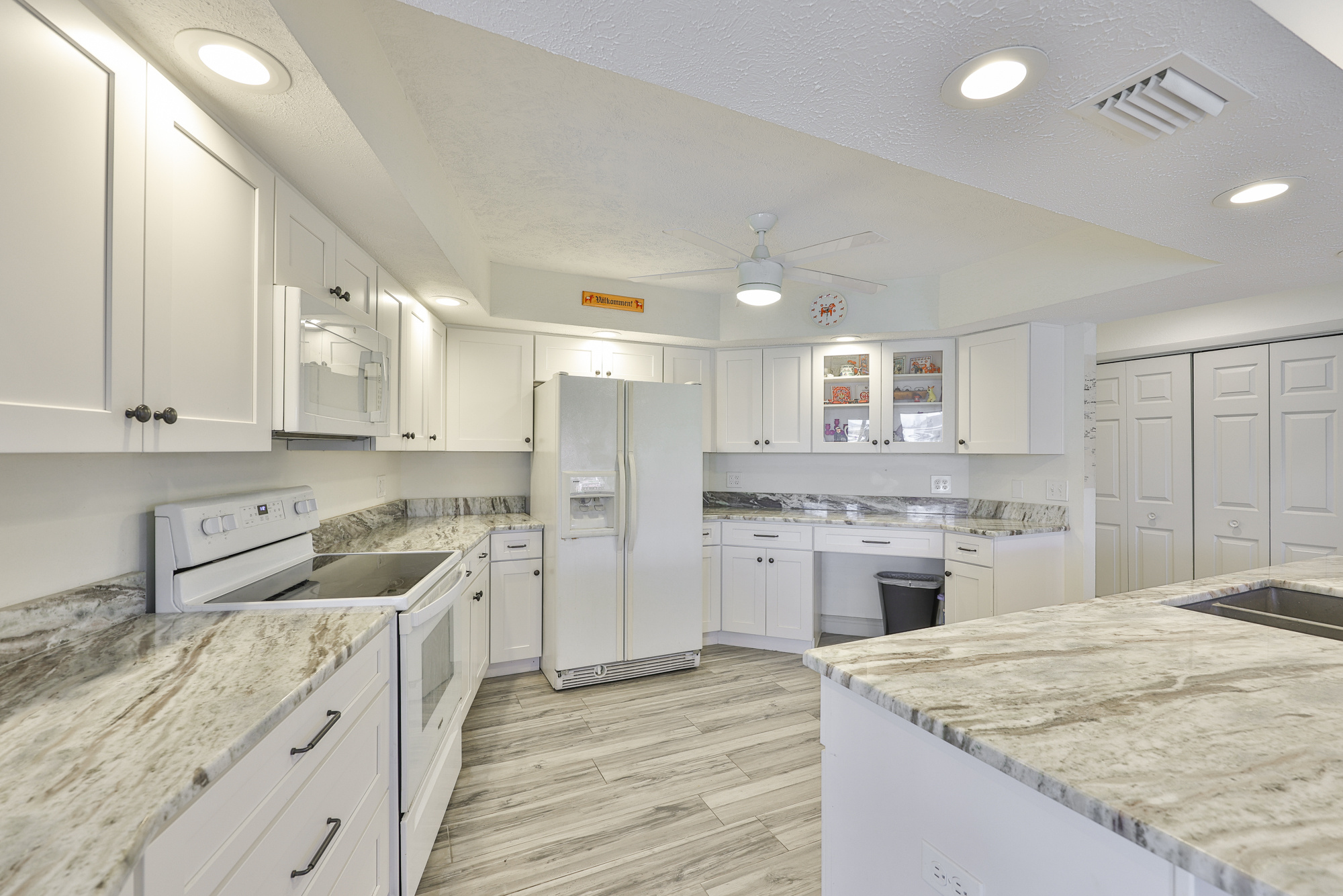 Apollo Beach, Florida, 33572, United States, 4 Bedrooms Bedrooms, ,3 BathroomsBathrooms,Residential,For Sale,1976005