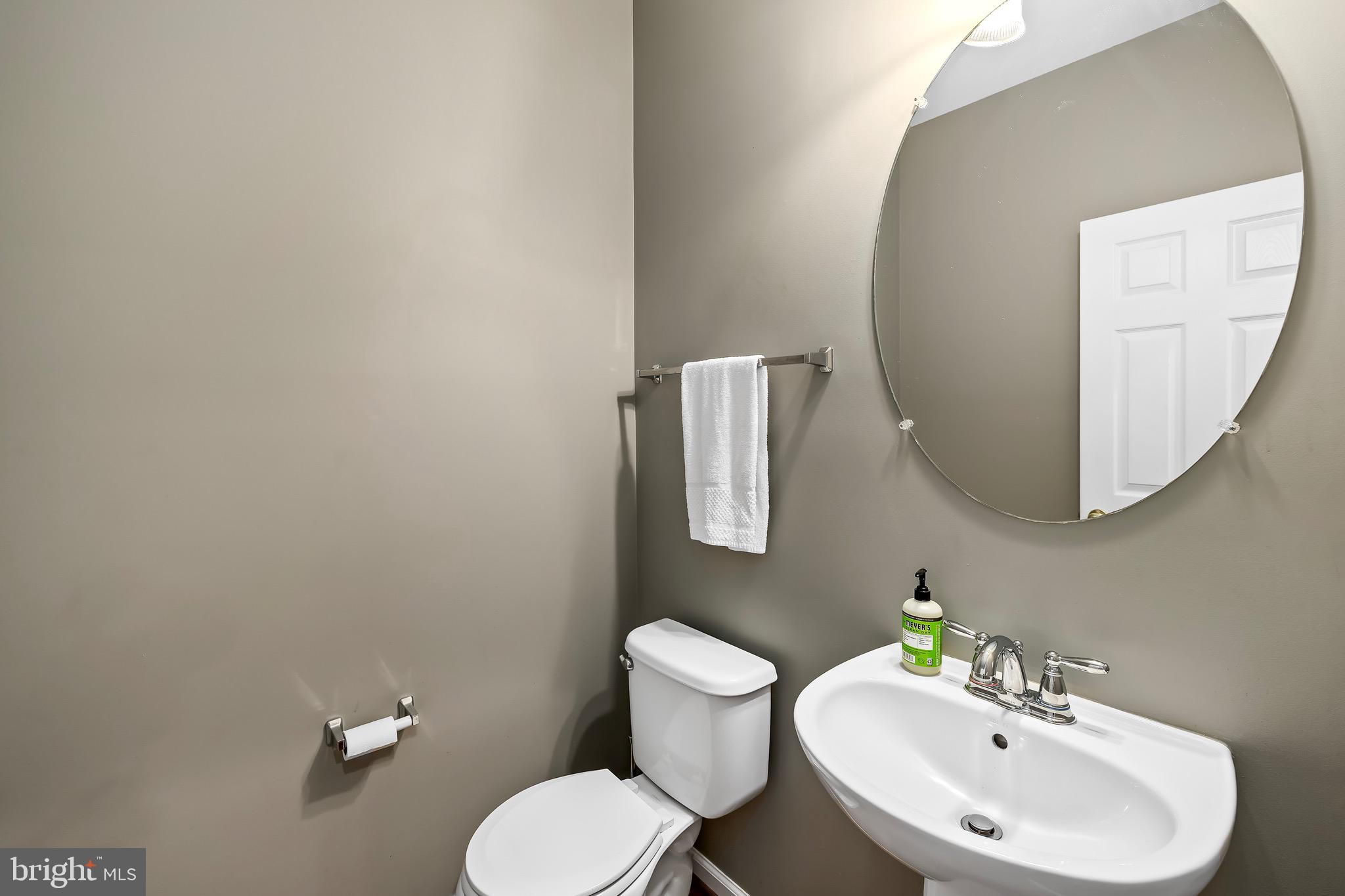 Fredericksburg, Virginia, 22401, United States, 4 Bedrooms Bedrooms, ,3 BathroomsBathrooms,Residential,For Sale,1927821