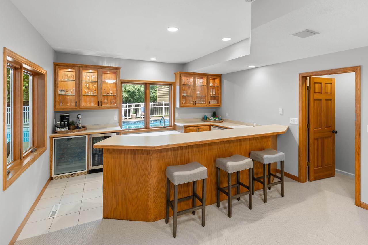 Chanhassen, Minnesota, 55317, United States, 5 Bedrooms Bedrooms, ,3 BathroomsBathrooms,Residential,For Sale,1926226