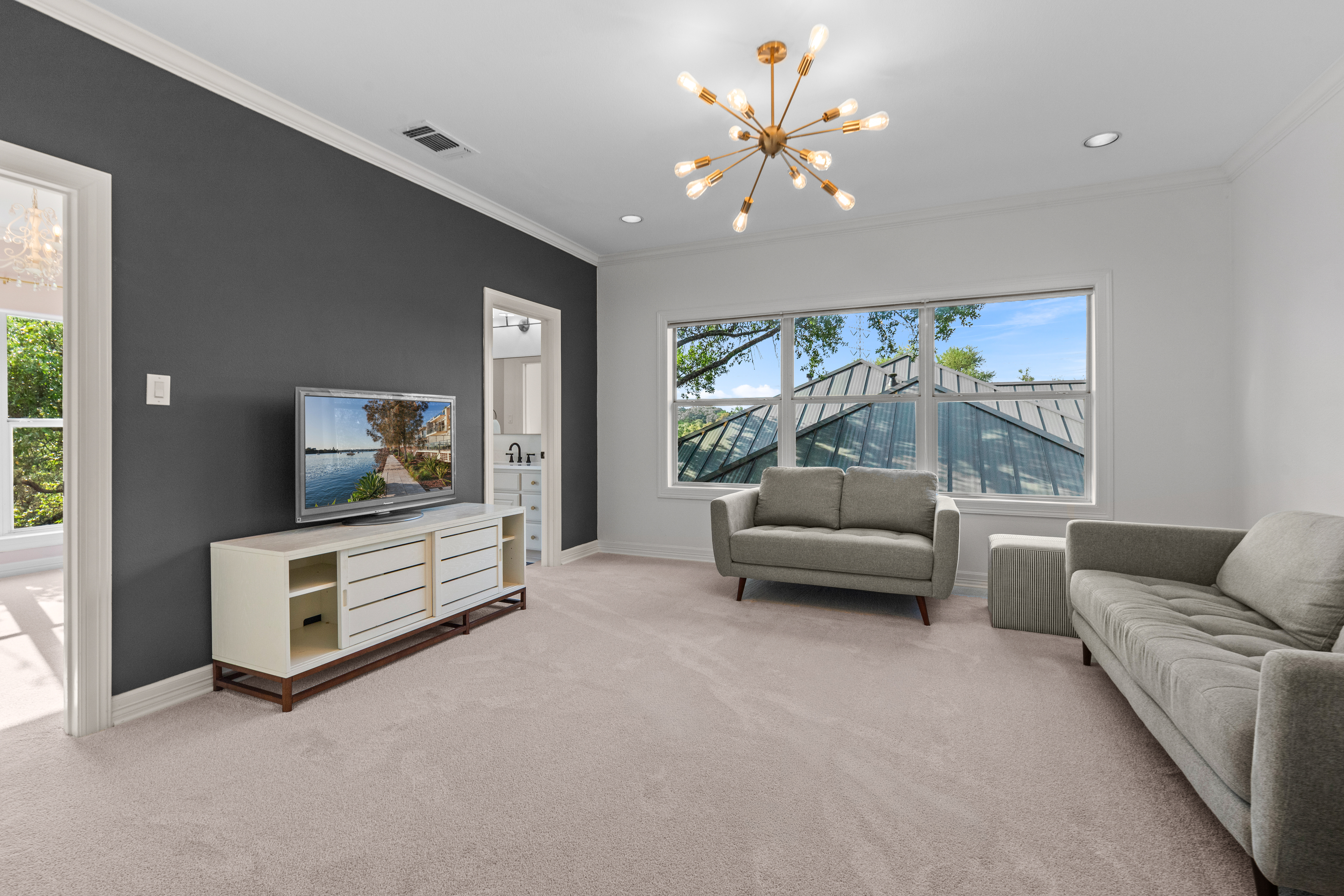  A Rare Vineyard Find: Greenbelt, Fully Renovated with Elevated Outdoor Living - 物件實景