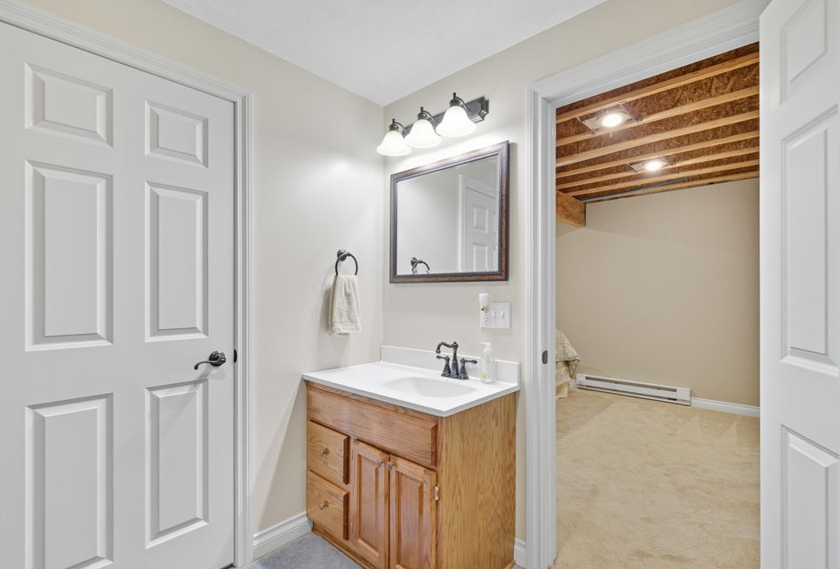 Big Rapids, Michigan, 49307, United States, 3 Bedrooms Bedrooms, ,4 BathroomsBathrooms,Residential,For Sale,1976014