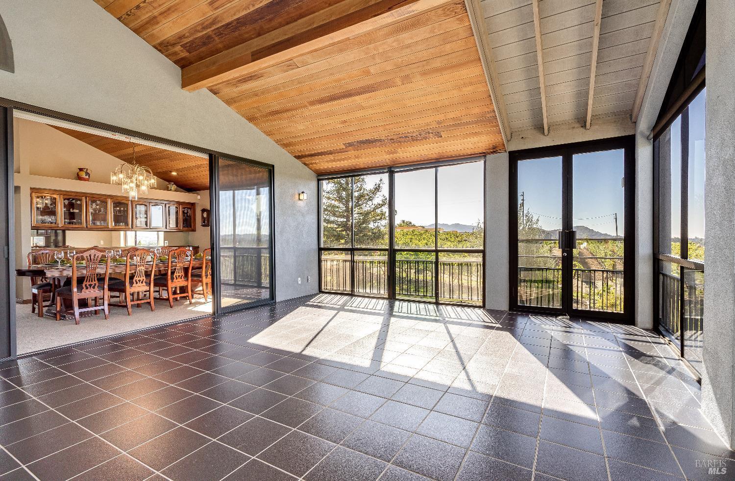 Napa, California, 94558, United States, 4 Bedrooms Bedrooms, ,6 BathroomsBathrooms,Residential,For Sale,1847246