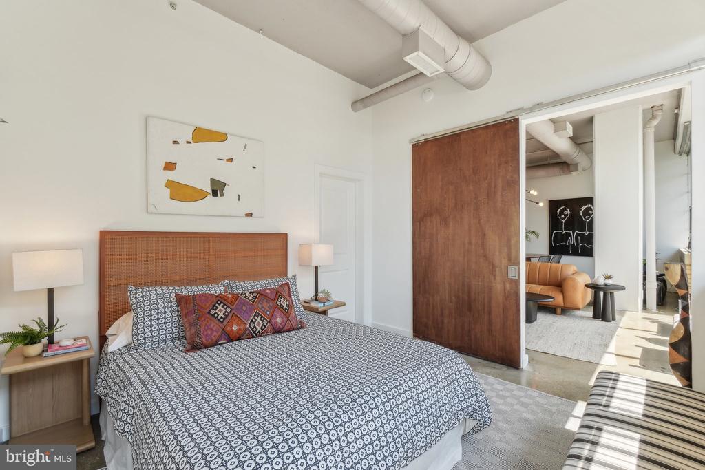Washington, District of Columbia, 20010, United States, 2 Bedrooms Bedrooms, ,2 BathroomsBathrooms,Residential,For Sale,1943394