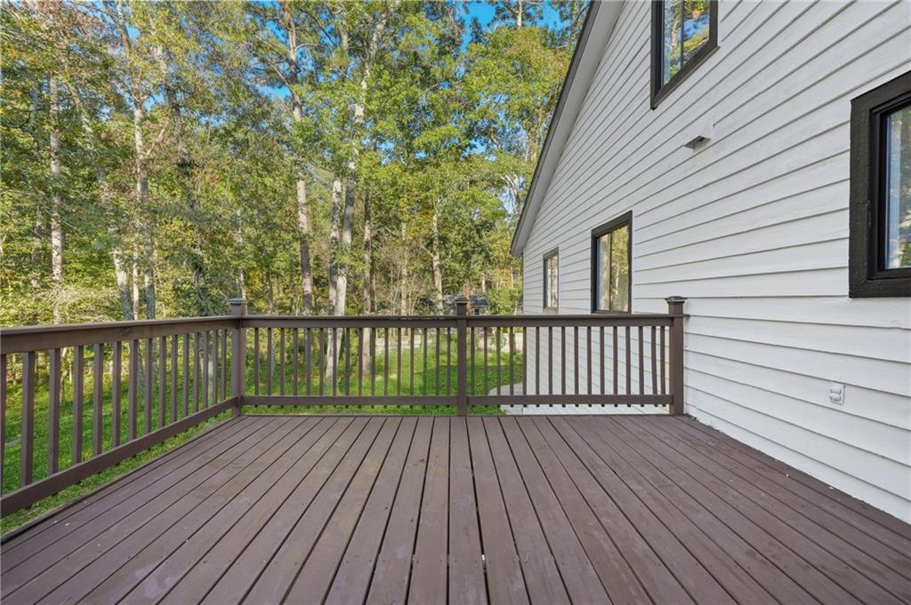 Snellville, Georgia, 30039, United States, 5 Bedrooms Bedrooms, ,4 BathroomsBathrooms,Residential,For Sale,1993862