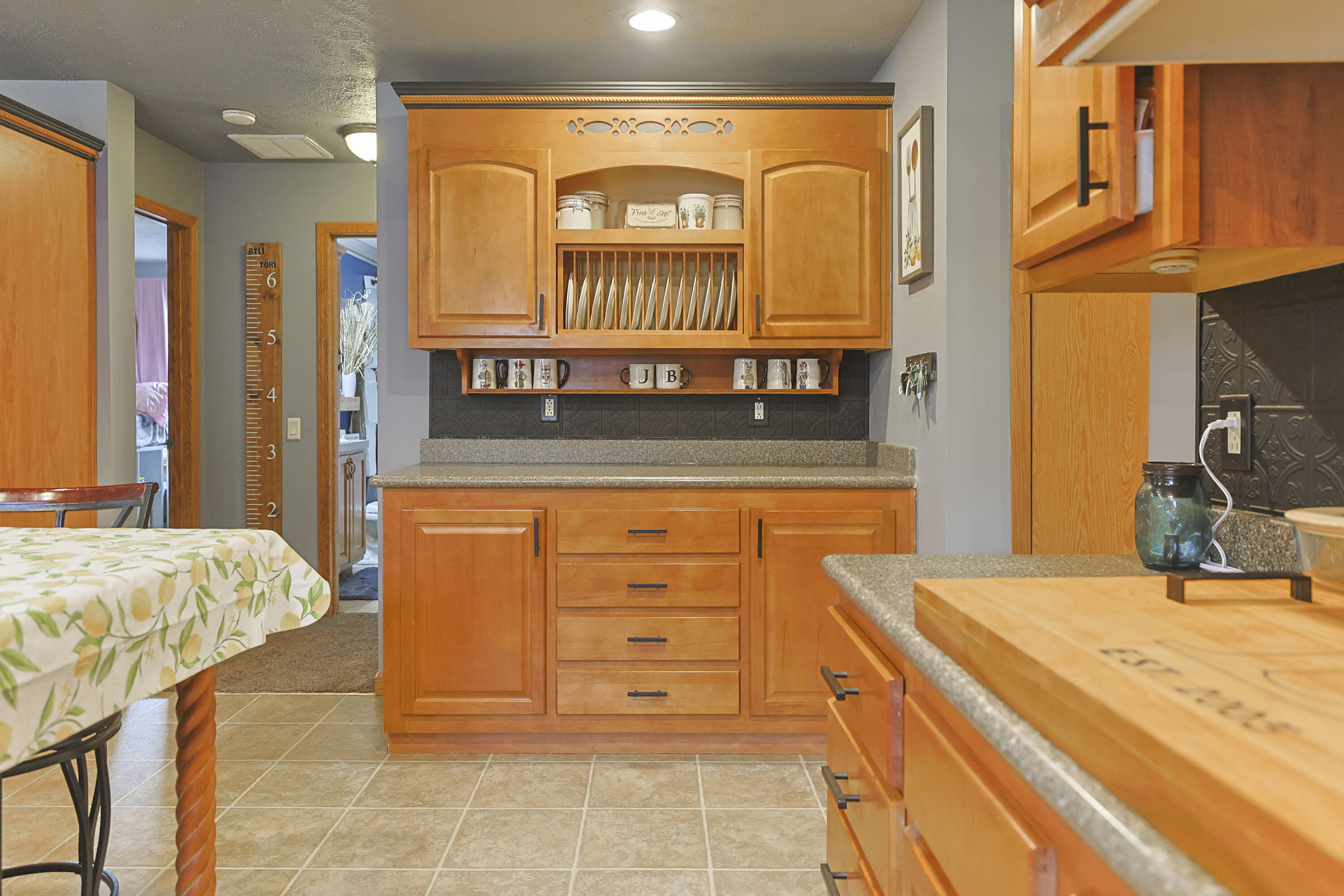 Cassopolis, Michigan, 49031, United States, 3 Bedrooms Bedrooms, ,2 BathroomsBathrooms,Residential,For Sale,1987063