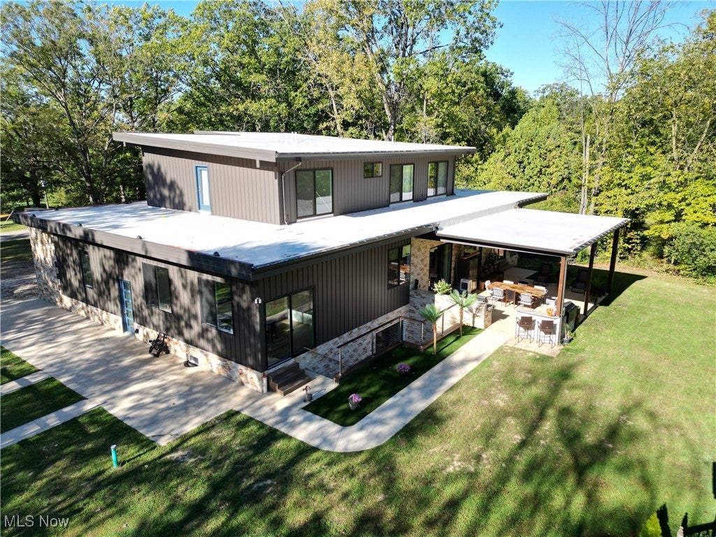 Medina, Ohio, 44256, United States, 5 Bedrooms Bedrooms, ,5 BathroomsBathrooms,Residential,For Sale,1976379