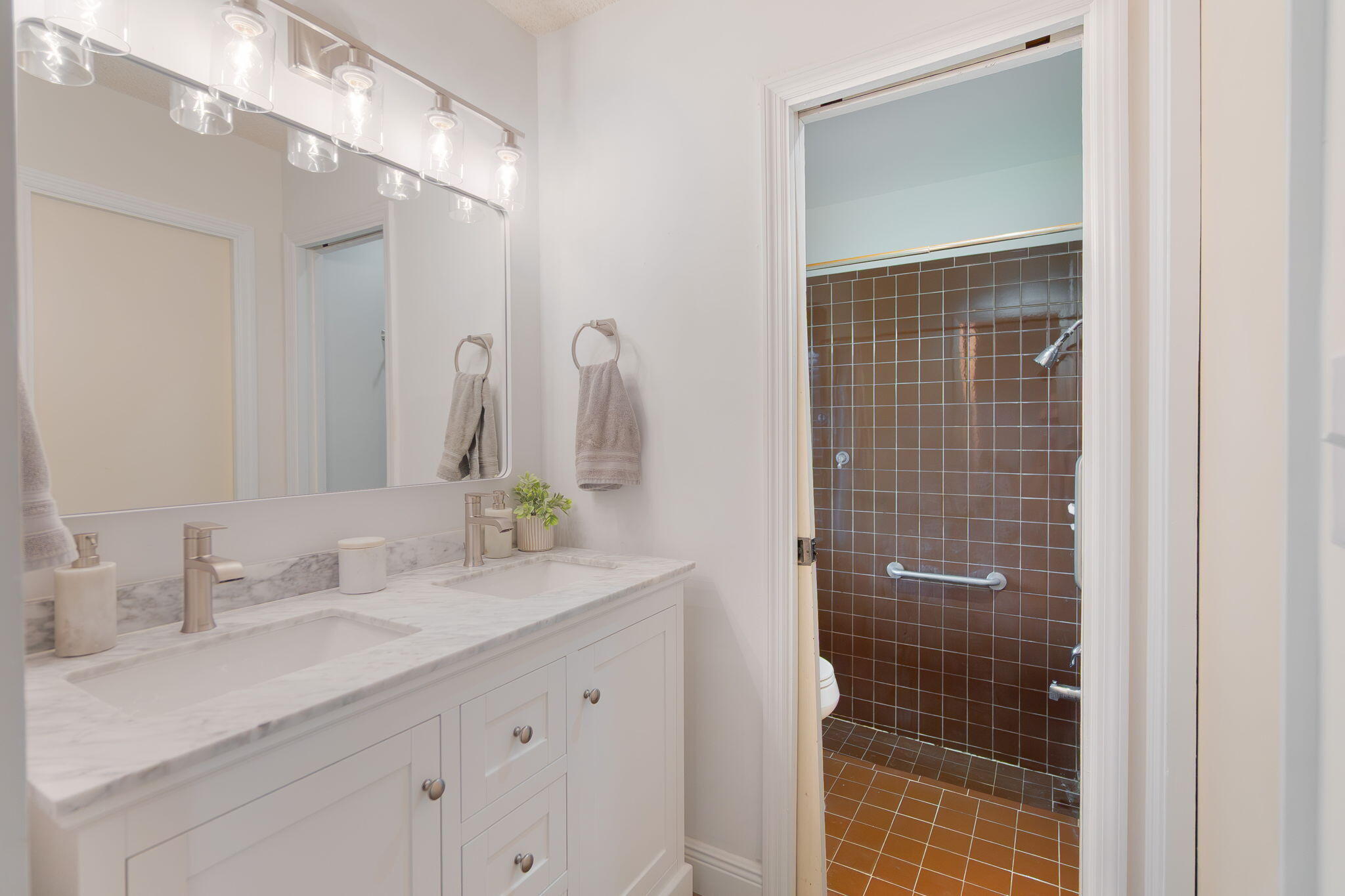 Boca Raton, Florida, 33433, United States, 3 Bedrooms Bedrooms, ,2 BathroomsBathrooms,Residential,For Sale,1989497