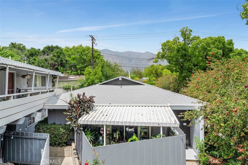 Pasadena, California, 91107, United States, 2 Bedrooms Bedrooms, ,2 BathroomsBathrooms,Residential,For Sale,1896014