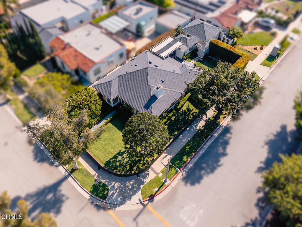 Pasadena, California, 91107, United States, 2 Bedrooms Bedrooms, ,1 BathroomBathrooms,Residential,For Sale,1988268