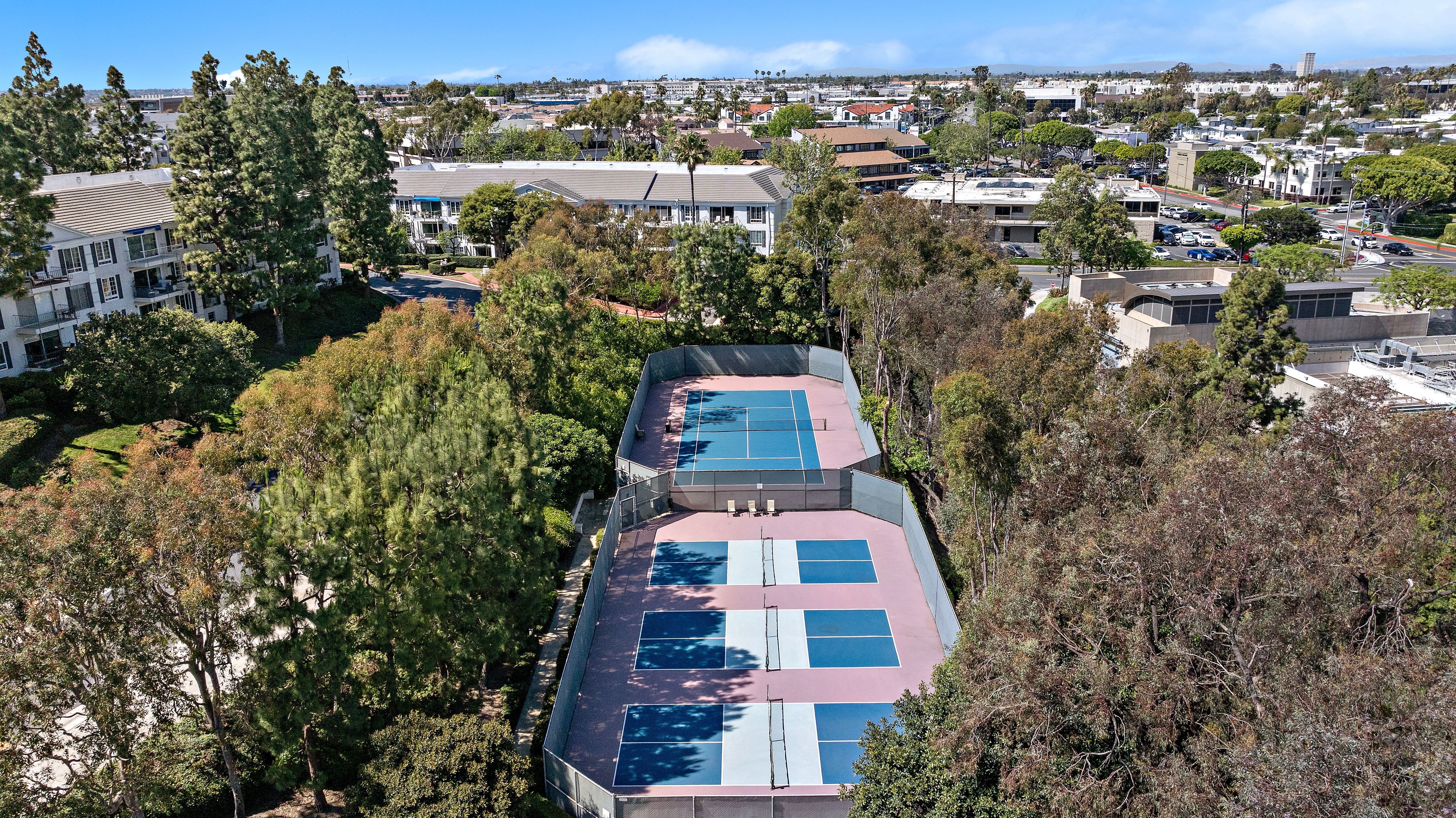  280 Cagney Lane, Newport Beach, CA 92663 - 物件實景