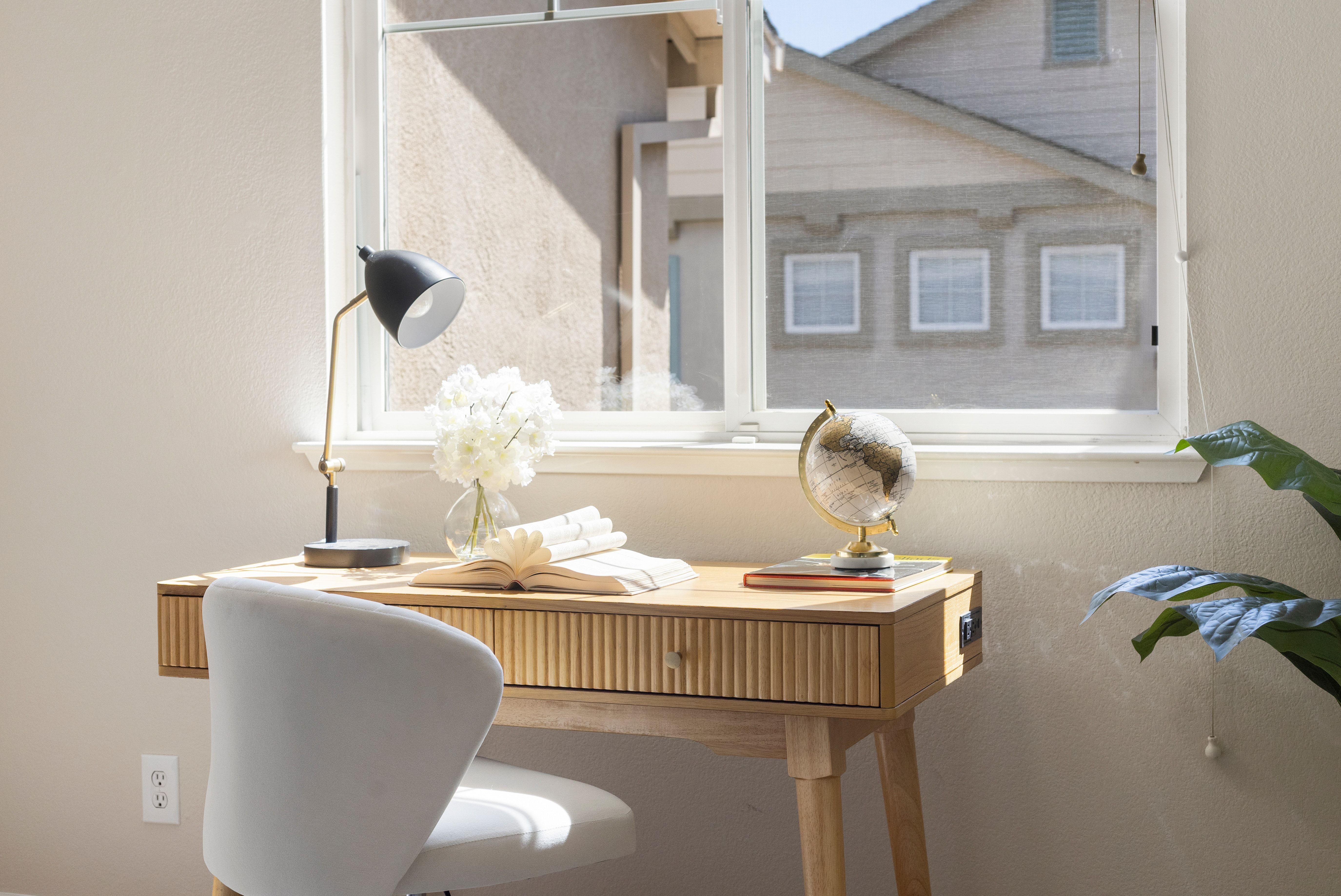  Move-In Ready San Ramon Townhome with Modern Updates - 物件實景