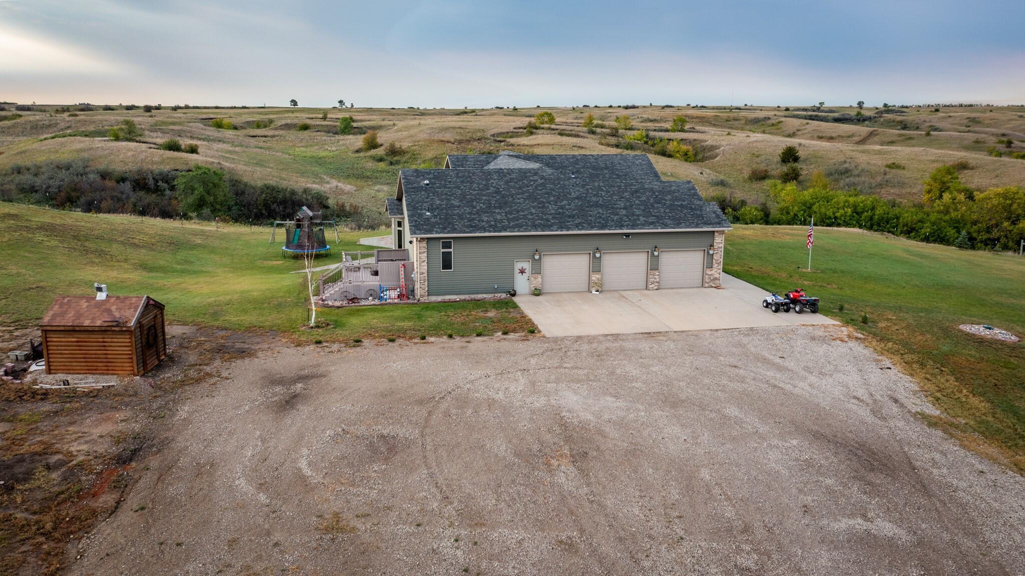 Beulah, North Dakota, 58523, United States, 4 Bedrooms Bedrooms, ,3 BathroomsBathrooms,Residential,For Sale,1780571