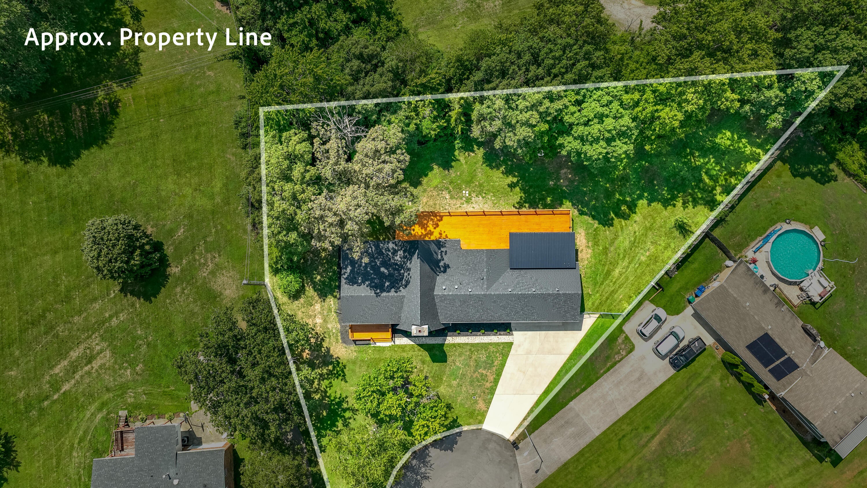 Berea, Kentucky, 40403, United States, 4 Bedrooms Bedrooms, ,4 BathroomsBathrooms,Residential,For Sale,1979235