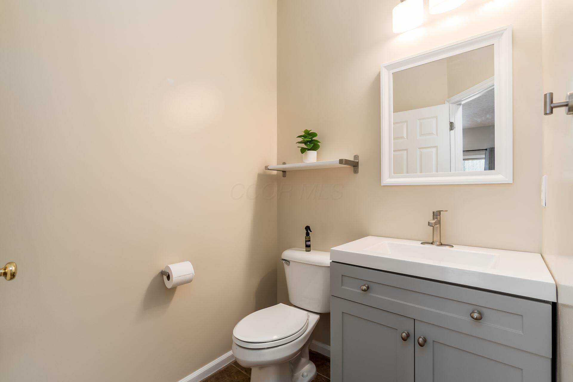 Powell, Ohio, 43065, United States, 4 Bedrooms Bedrooms, ,4 BathroomsBathrooms,Residential,For Sale,2003510