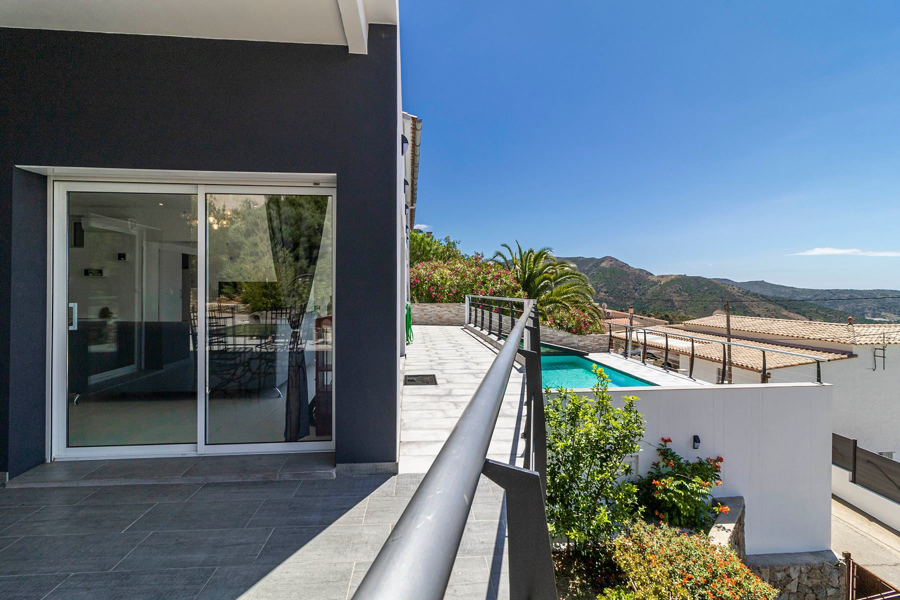  Modern Style House in Residential Area in Costa Brava - 物件實景