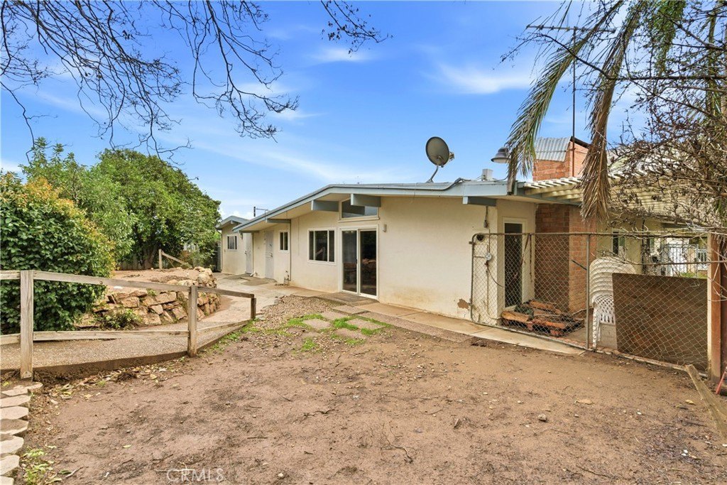 Jurupa Valley, California, 92509, United States, 4 Bedrooms Bedrooms, ,3 BathroomsBathrooms,Residential,For Sale,2044846