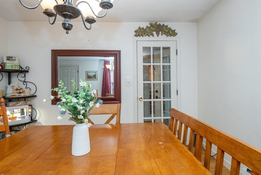 Lynnfield, Massachusetts, 01940, United States, 4 Bedrooms Bedrooms, ,3 BathroomsBathrooms,Residential,For Sale,2029876