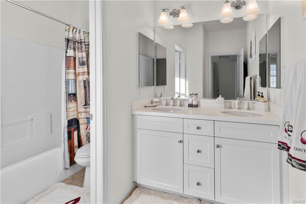 Stanton, California, 90680, United States, 4 Bedrooms Bedrooms, ,3 BathroomsBathrooms,Residential,For Sale,1943899