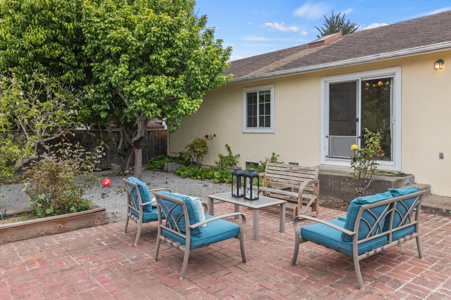 Monterey, California, 93940, United States, 4 Bedrooms Bedrooms, ,3 BathroomsBathrooms,Residential,For Sale,1829502