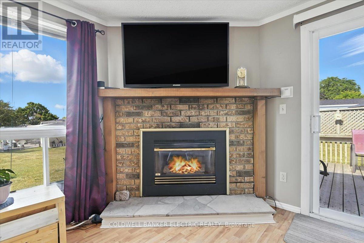CLARINGTON (NEWCASTLE), Ontario, L1B 1A8, CA, 2 Bedrooms Bedrooms, ,1 BathroomBathrooms,Residential,For Sale,1891909