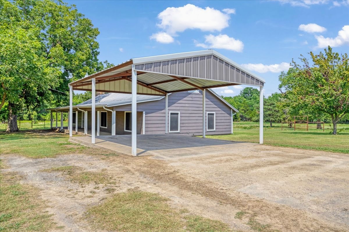 Savoy, Texas, 75479, United States, 3 Bedrooms Bedrooms, ,2 BathroomsBathrooms,Residential,For Sale,1979874