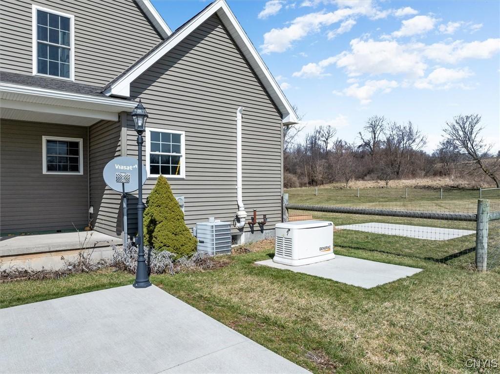 Augusta, New York, 13425, United States, 4 Bedrooms Bedrooms, ,5 BathroomsBathrooms,Residential,For Sale,1999088