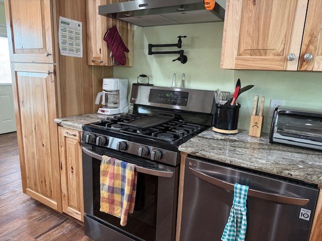 Oakhurst, California, 93644, United States, 4 Bedrooms Bedrooms, ,3 BathroomsBathrooms,Residential,For Sale,1992773