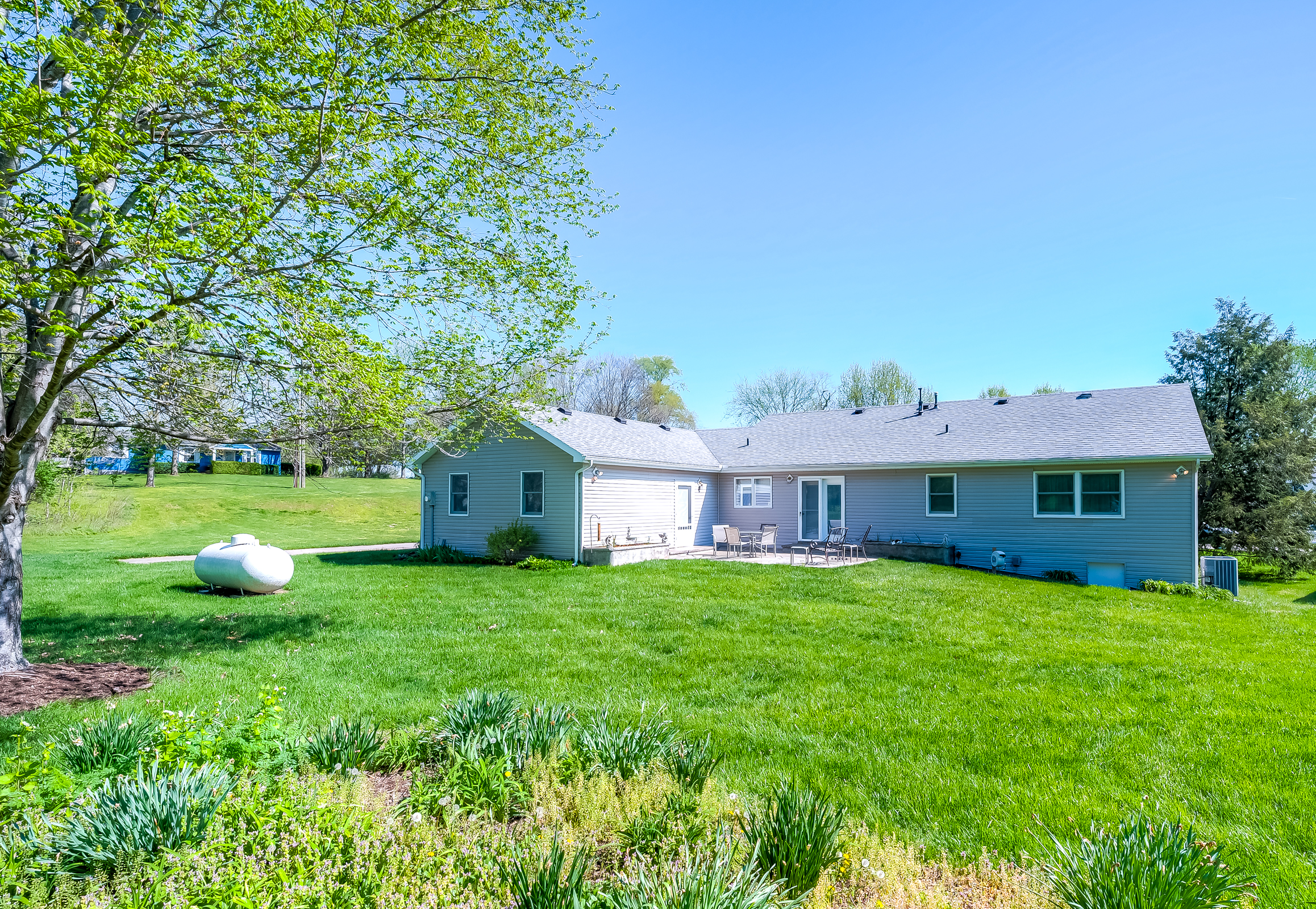  2033 Longview Drive - 物件實景