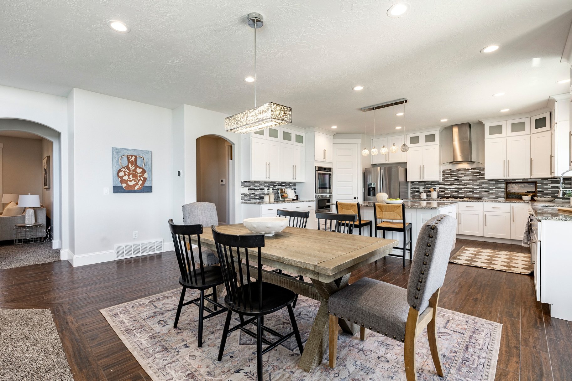  Incredible Floor Plan Meets Lifestyle Location - 物件實景