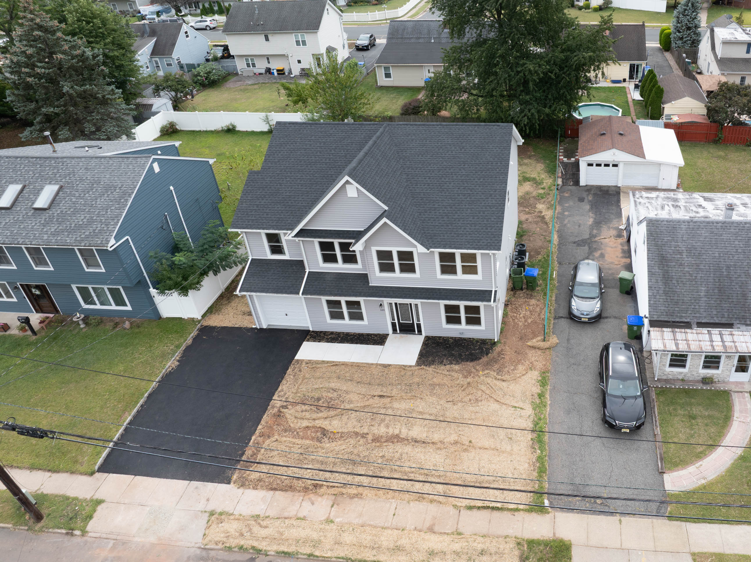 Edison, New Jersey, 08817, United States, 5 Bedrooms Bedrooms, ,4 BathroomsBathrooms,Residential,For Sale,1943601