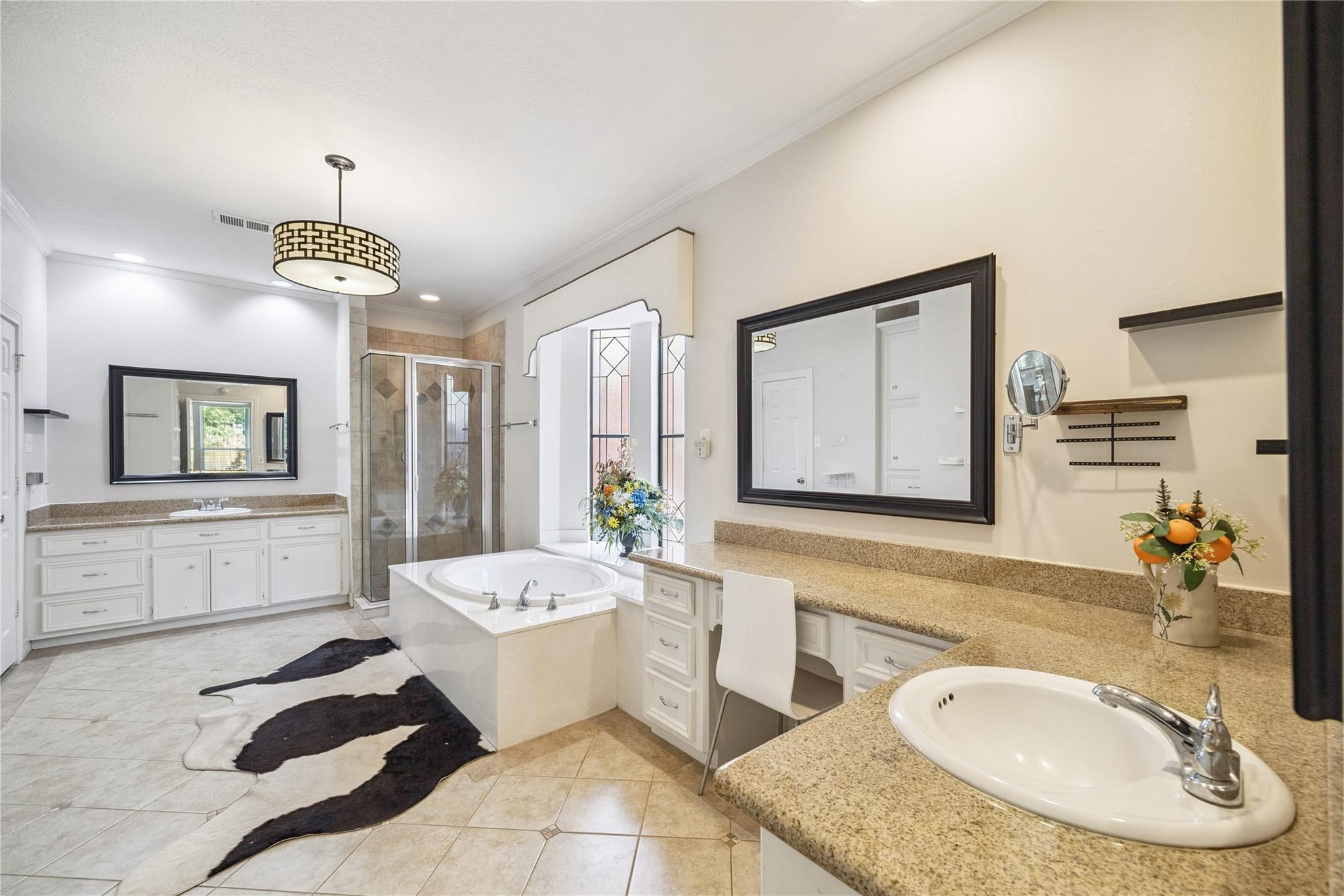 Katy, Texas, 77450, United States, 4 Bedrooms Bedrooms, ,4 BathroomsBathrooms,Residential,For Sale,2010998