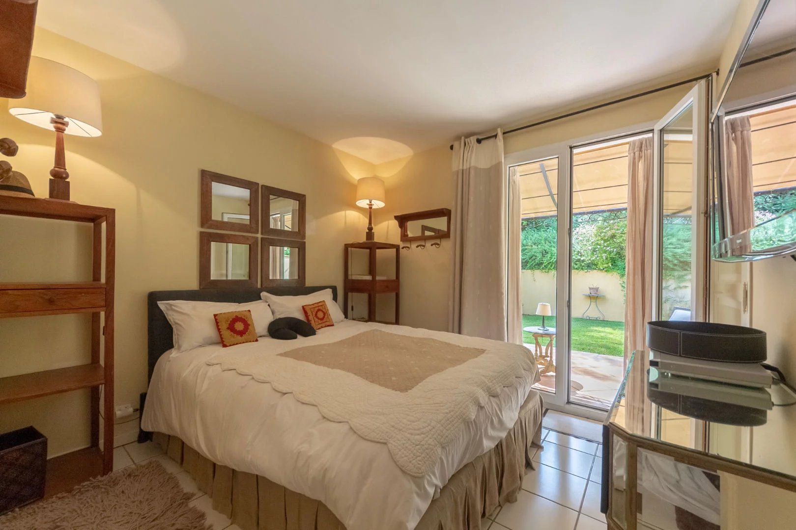 Gassin, Provence-Alpes-Côte d’Azur, 83580, FR, 5 Bedrooms Bedrooms, ,9 BathroomsBathrooms,Residential,For Sale,1627574