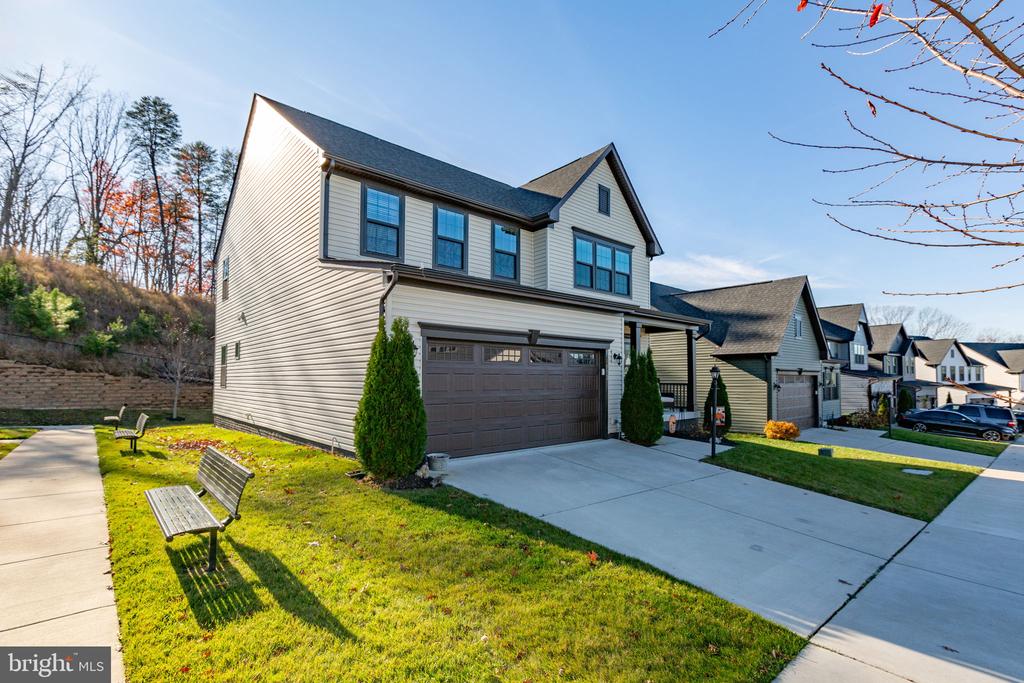 Fredericksburg, Virginia, 22401, United States, 4 Bedrooms Bedrooms, ,4 BathroomsBathrooms,Residential,For Sale,1999517