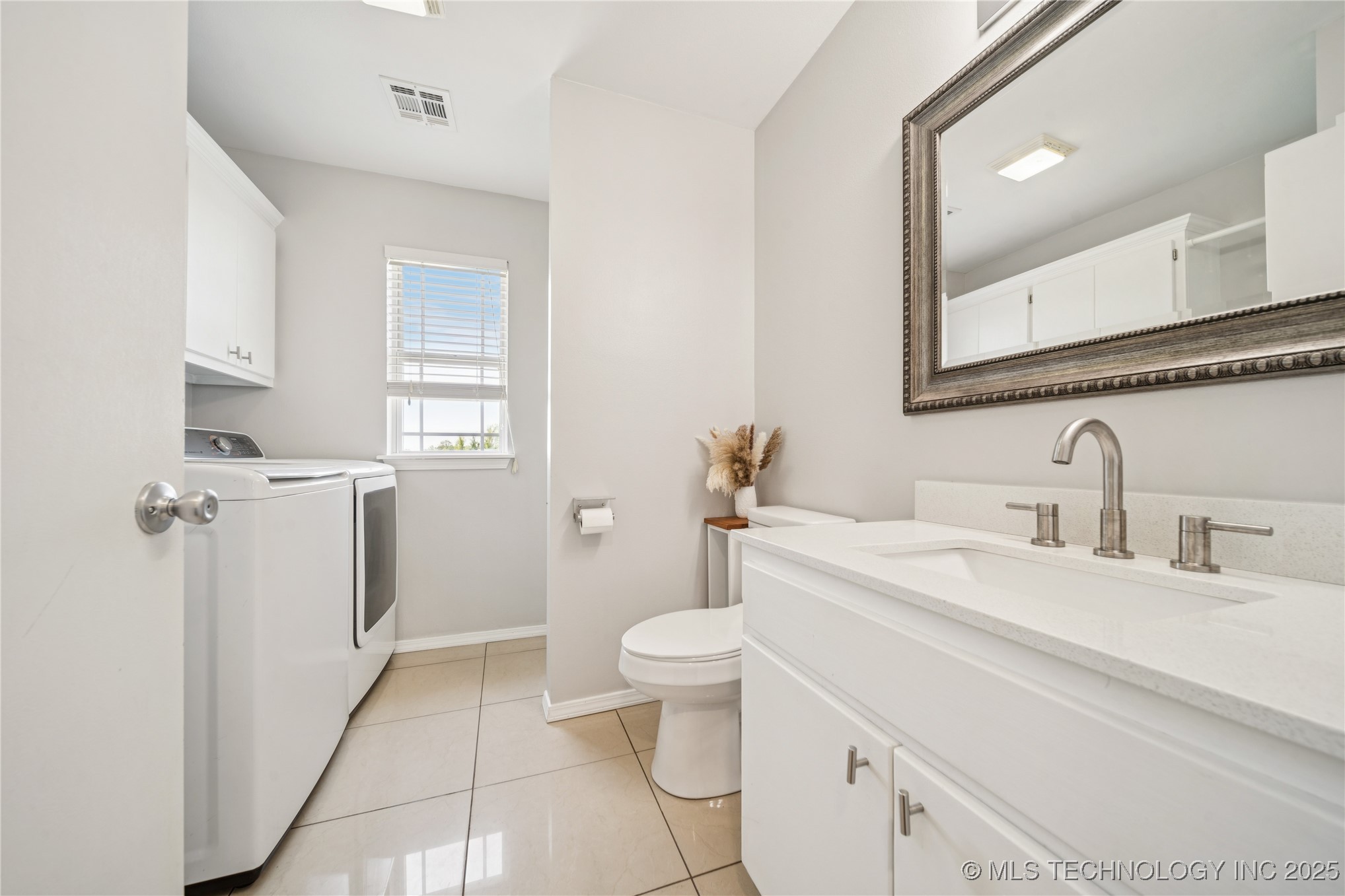 Inola, Oklahoma, 74036, United States, 3 Bedrooms Bedrooms, ,2 BathroomsBathrooms,Residential,For Sale,1848585
