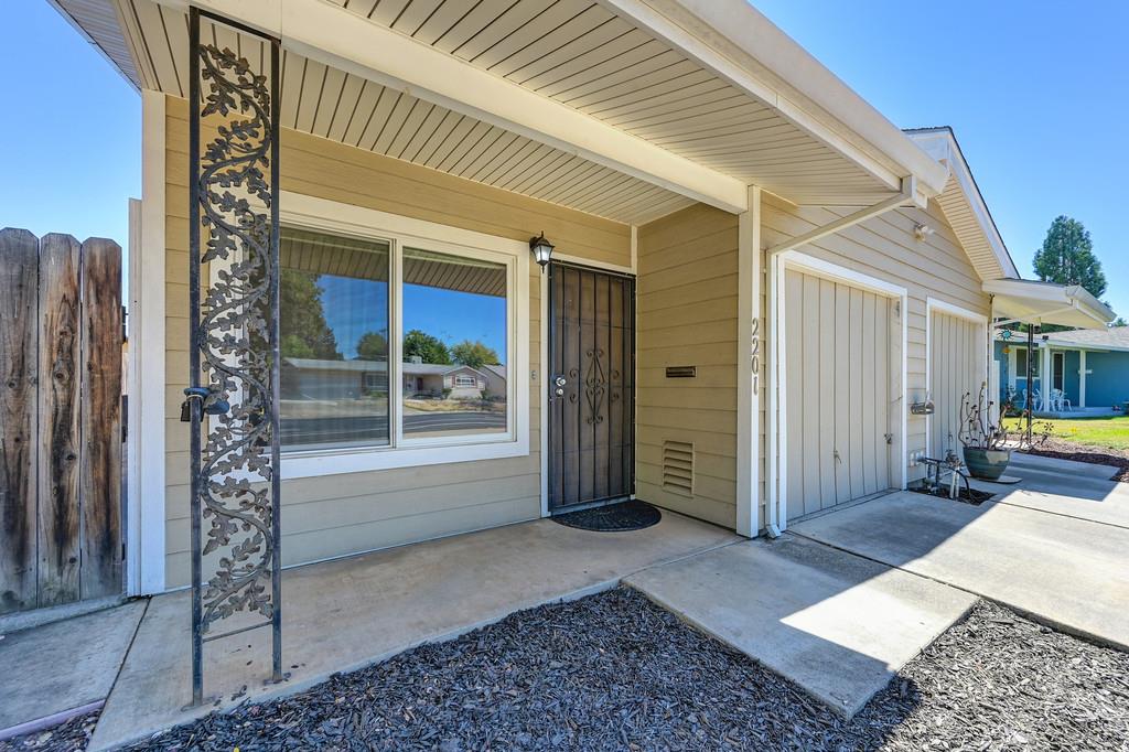 Rancho Cordova, California, 95670, United States, ,Residential,For Sale,1926276