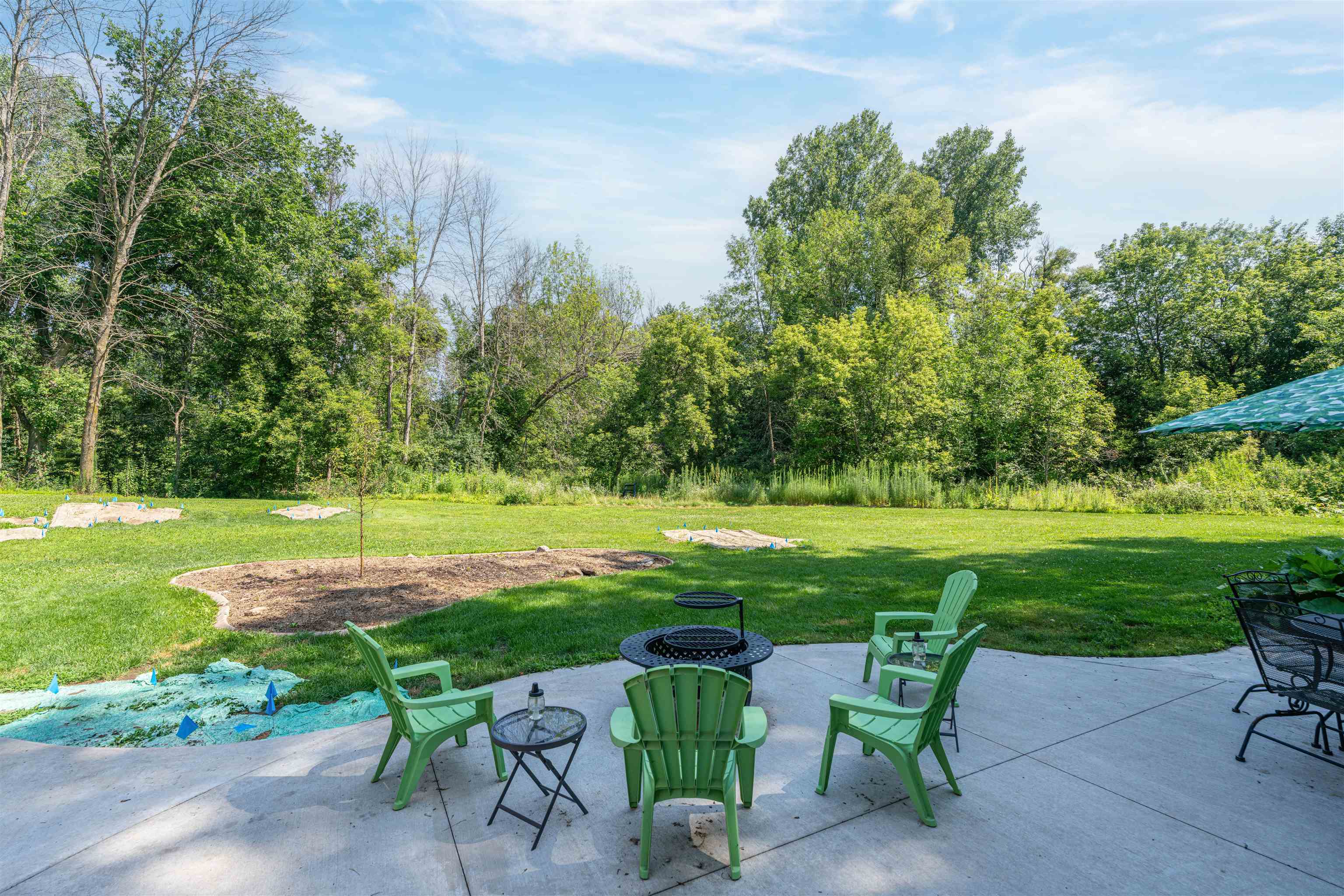 HORTONVILLE, Wisconsin, 54944, United States, 4 Bedrooms Bedrooms, ,4 BathroomsBathrooms,Residential,For Sale,1911438